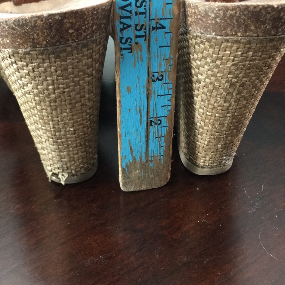 Mia Size 8 wedge platform heel
